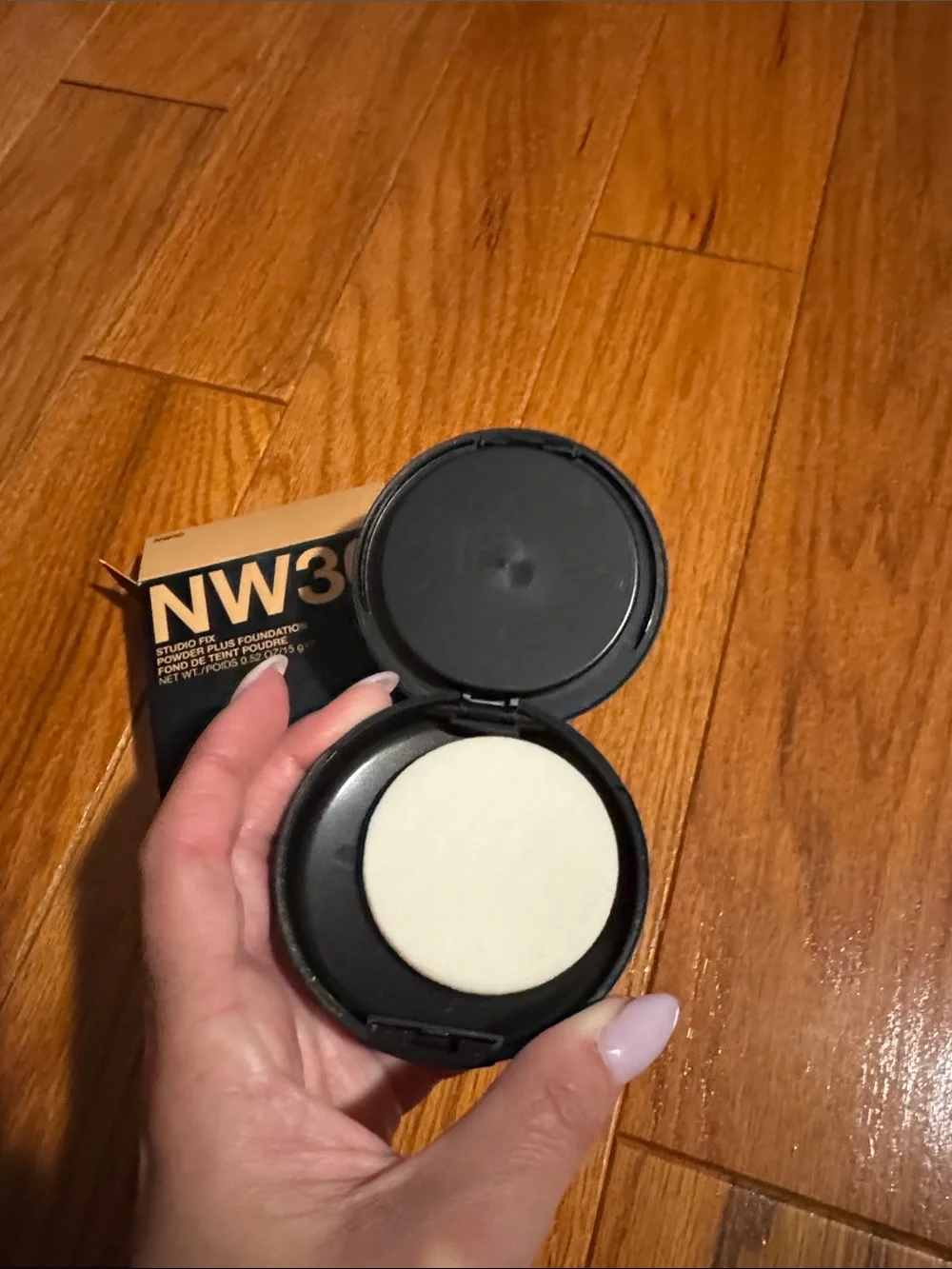 MAC Cosmetics powder foundation